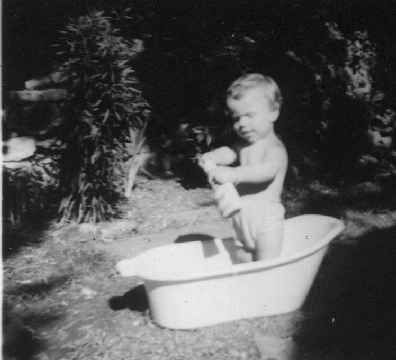 Thomas in der Badewanne
